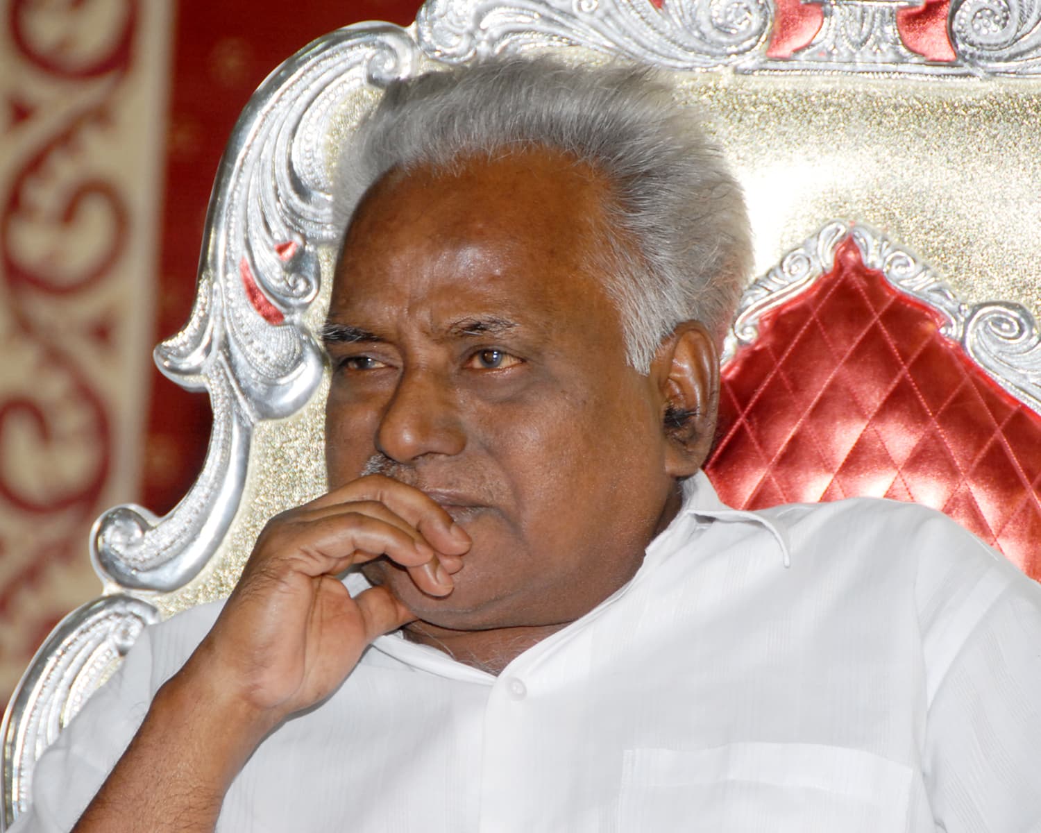 Arulthiru Bangaru Adigalar